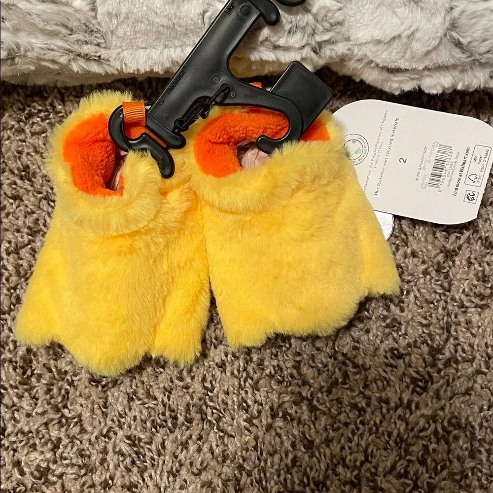 🐥 NWT~ ⭐️Wonder Nation💫 Yellow Cost Fuzzy Kids Slippers Boy or Girl Baby Size 2